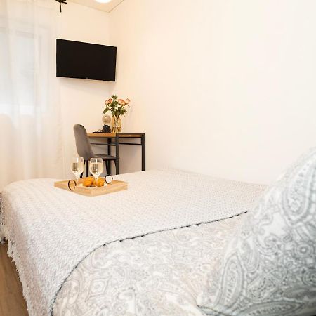 Downhill Apartment On The Groundfloor 考纳斯 外观 照片