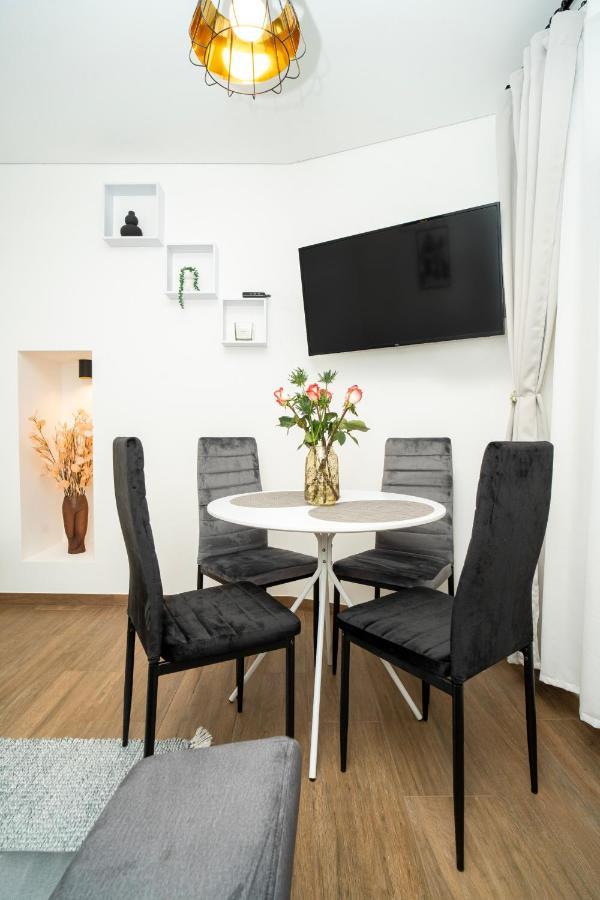 Downhill Apartment On The Groundfloor 考纳斯 外观 照片